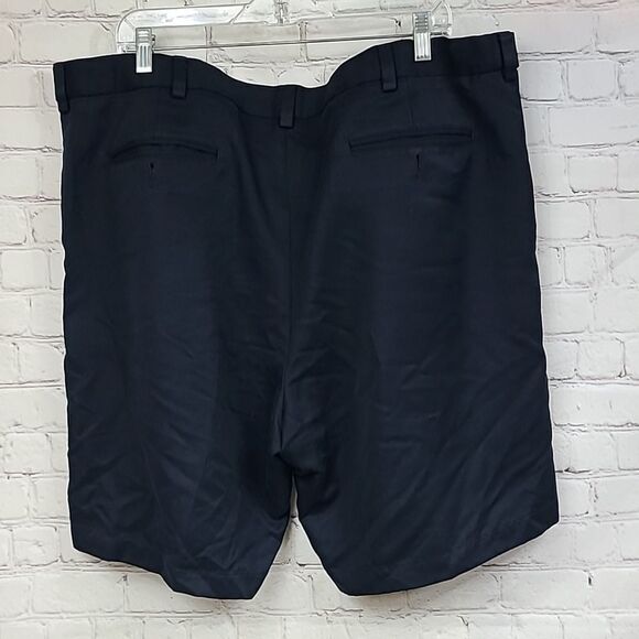 Roundtree & Yorke Men's 42 Adjustable Waist 9" Dress Shorts Flat Front Navy Blue - Picture 3 of 8